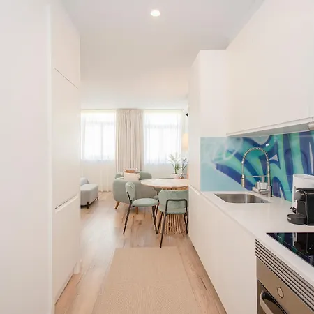 Liiiving In - Urban Art Apartment *